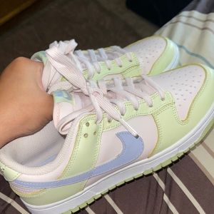 womens dunk low💕